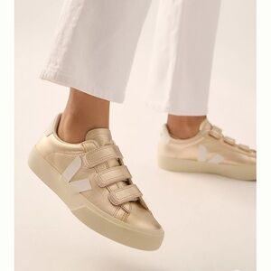Veja ChromeFree Recife Sneakers Gold White 6